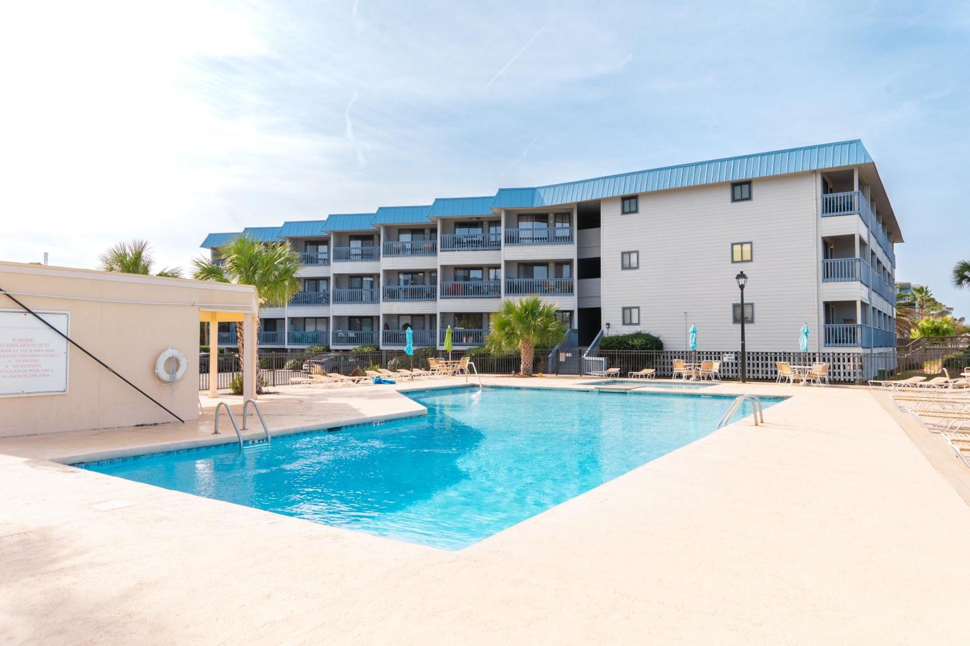 Beach-Pool-Private Balcony Διαμέρισμα Tybee Island Εξωτερικό φωτογραφία